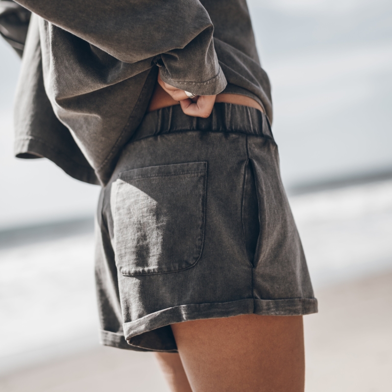 MIKUTA THE  COTTON SHORTS  Dark Faded