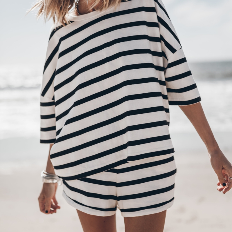 MIKUTA THE BLACK  LOOSE COTTON T-SHIRT  Striped
