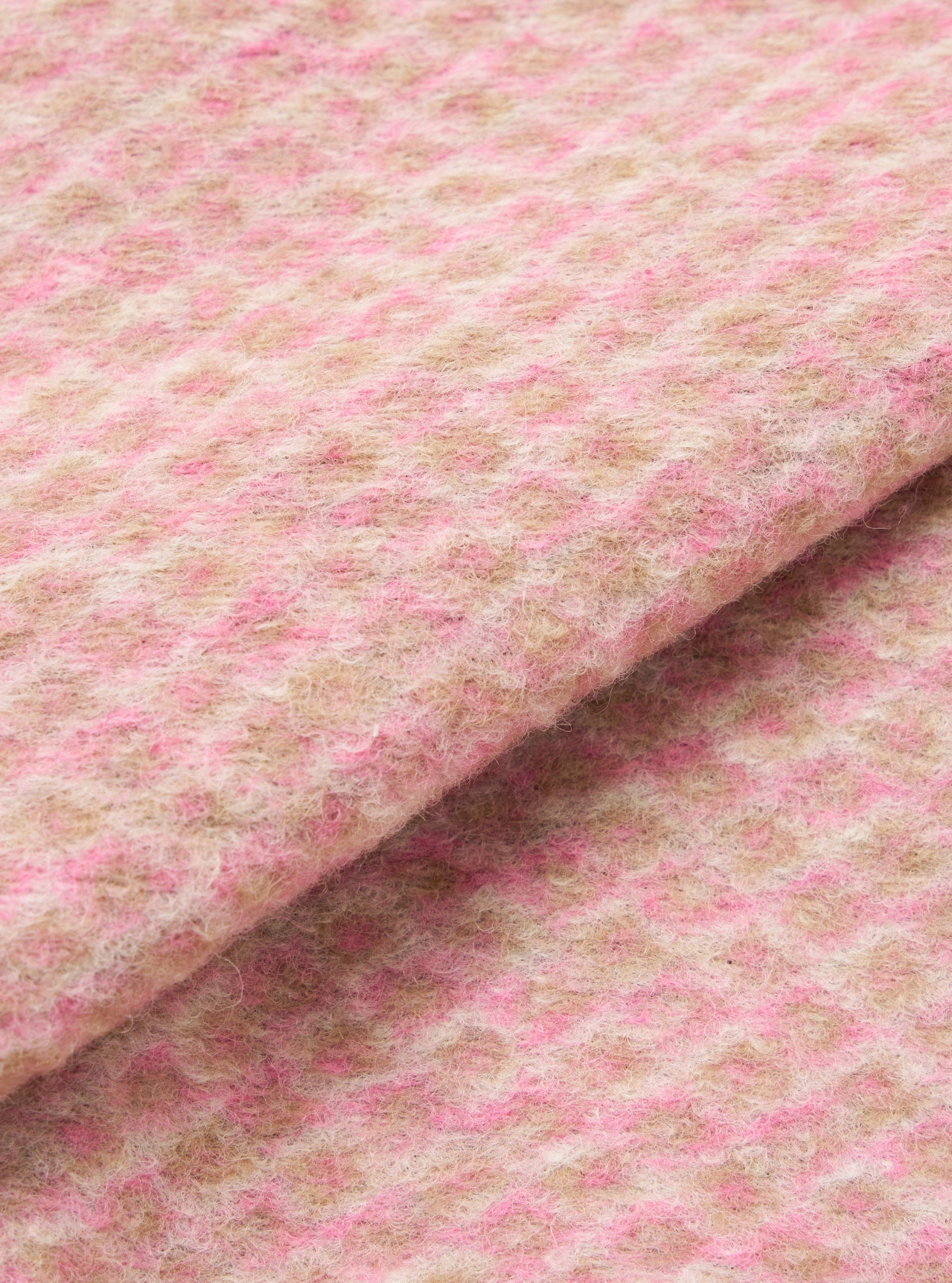 35656_diamond-fleece-pink_swatch